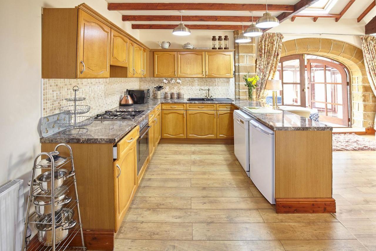 Host & Stay - The Arches Cottage Brotton Dış mekan fotoğraf