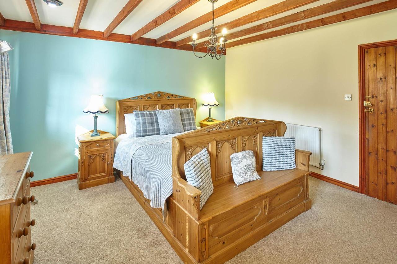 Host & Stay - The Arches Cottage Brotton Dış mekan fotoğraf