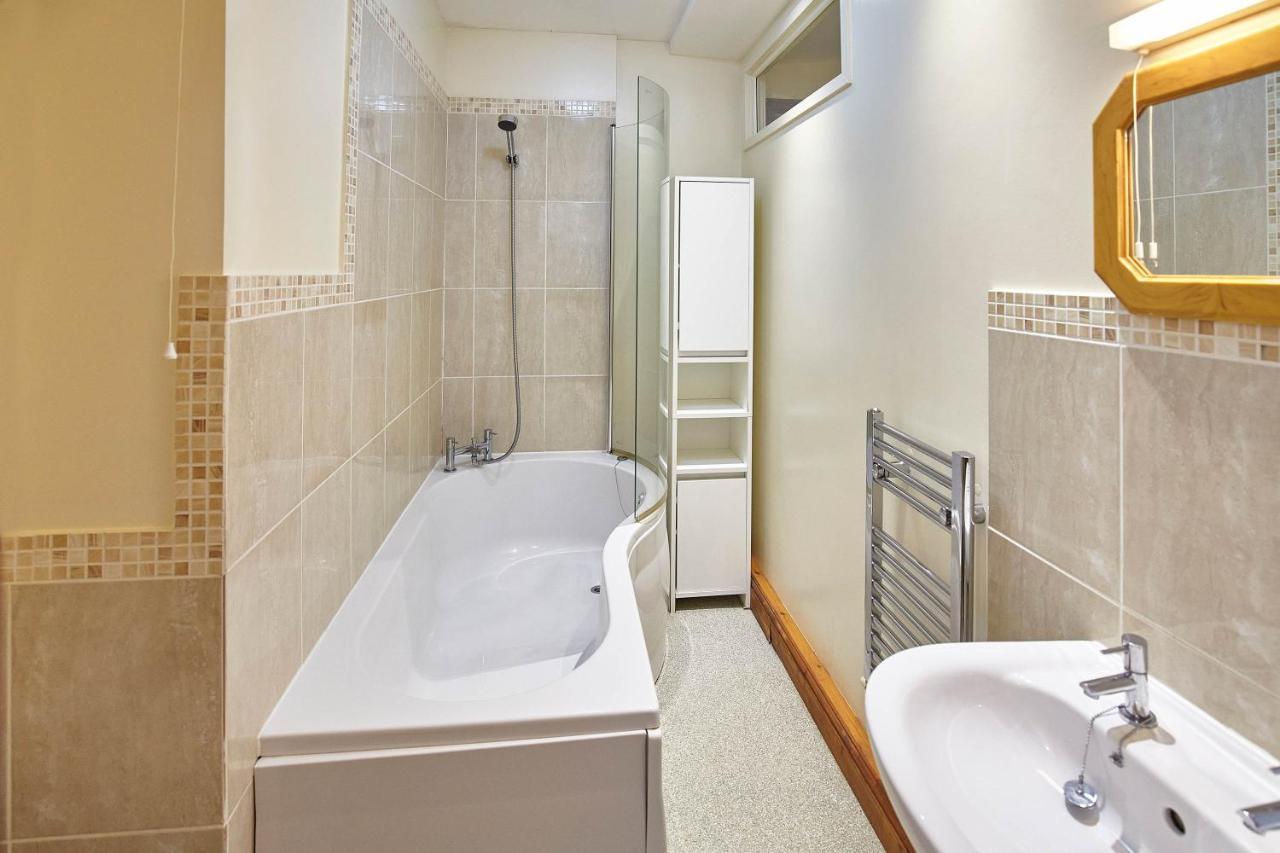 Host & Stay - The Arches Cottage Brotton Dış mekan fotoğraf