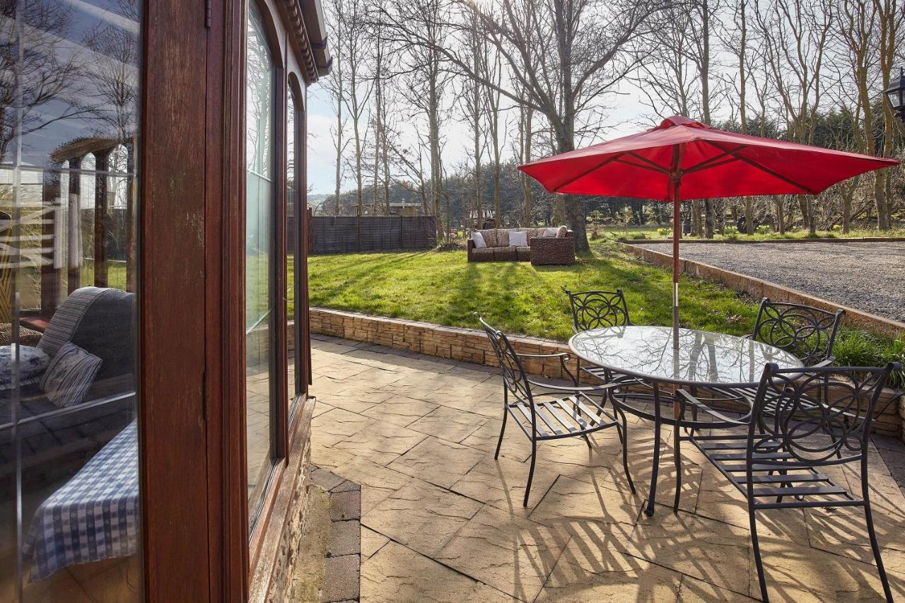 Host & Stay - The Arches Cottage Brotton Dış mekan fotoğraf
